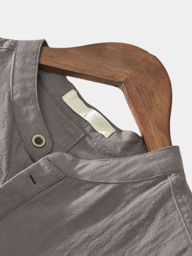 Camisa de lino de manga corta esencial