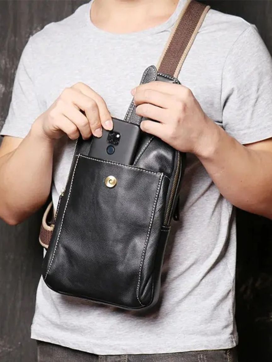 Minimalist Leather Shoulder Bag