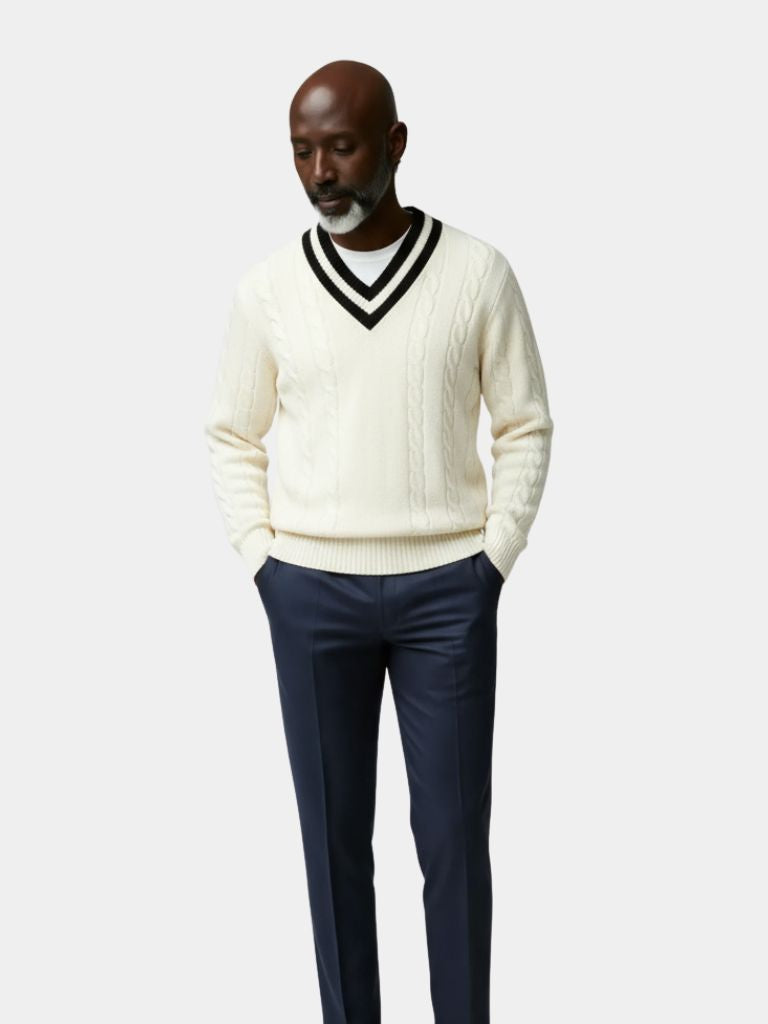 Pull minimaliste à col en V