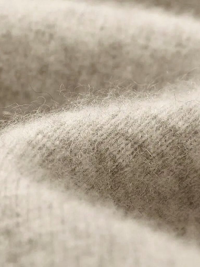 100% Merino Wool V Neck Knitwear Cardigan Sweater