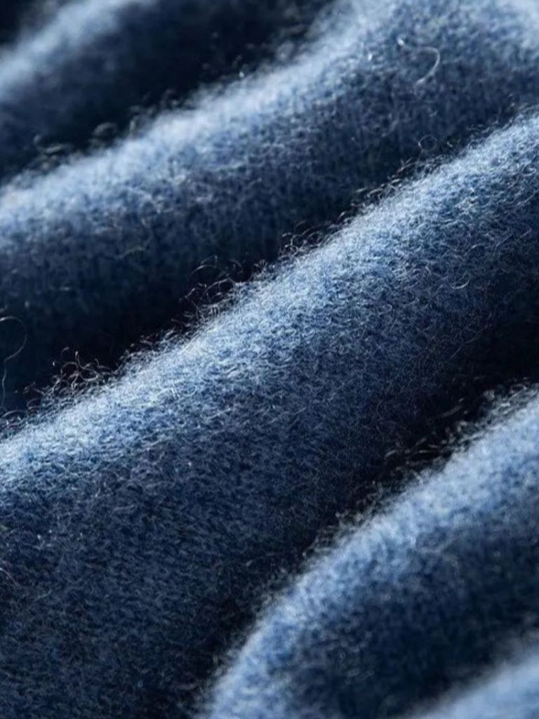 Pull en cachemire à col en V 