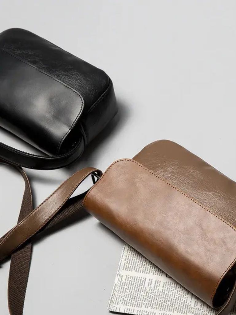 Milan Essential Leather Shoulder Bag